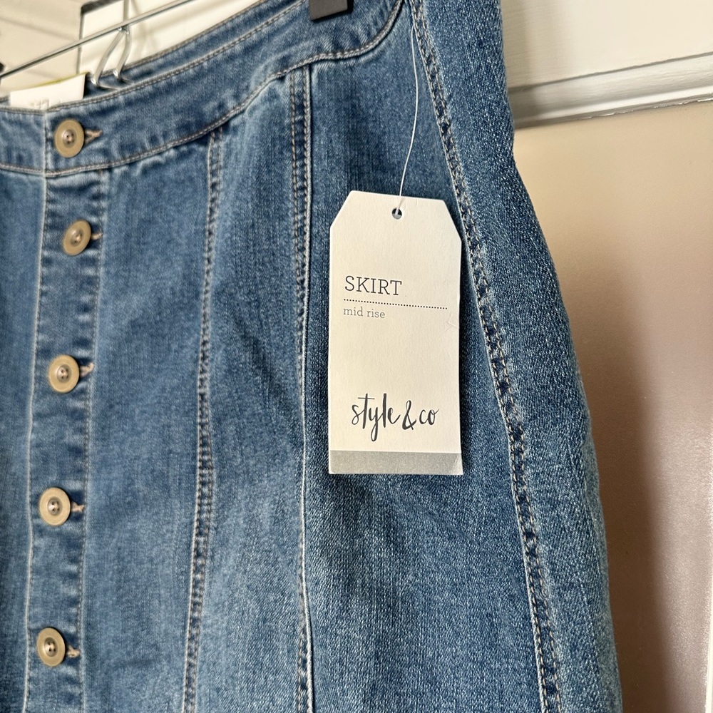NWT Button down midi denim skirt